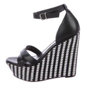 POUR LA VICTOIRE Leather Platform Wedges. Sz 8